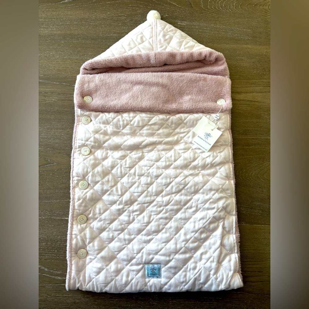 Bognar and Piccolini stroller bassinet pink blanket NEW